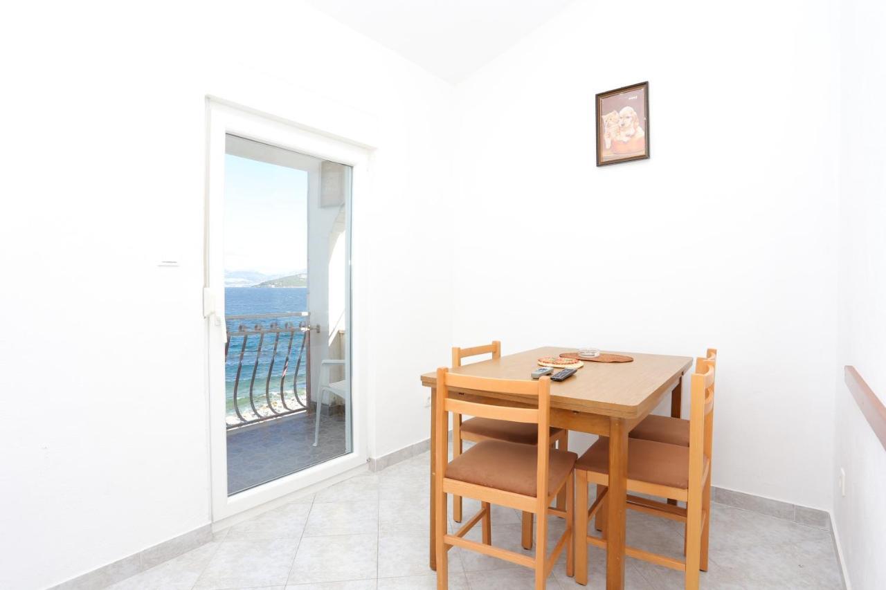 Apartments By The Sea Slatine, Ciovo - 14541 Exterior photo