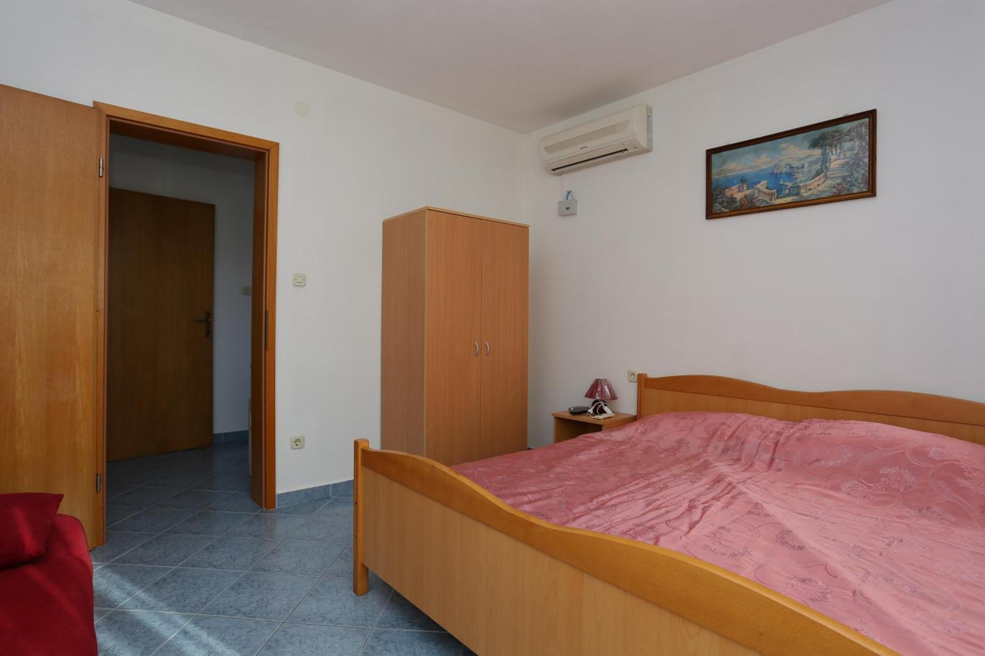 Apartments By The Sea Slatine, Ciovo - 14541 Room photo